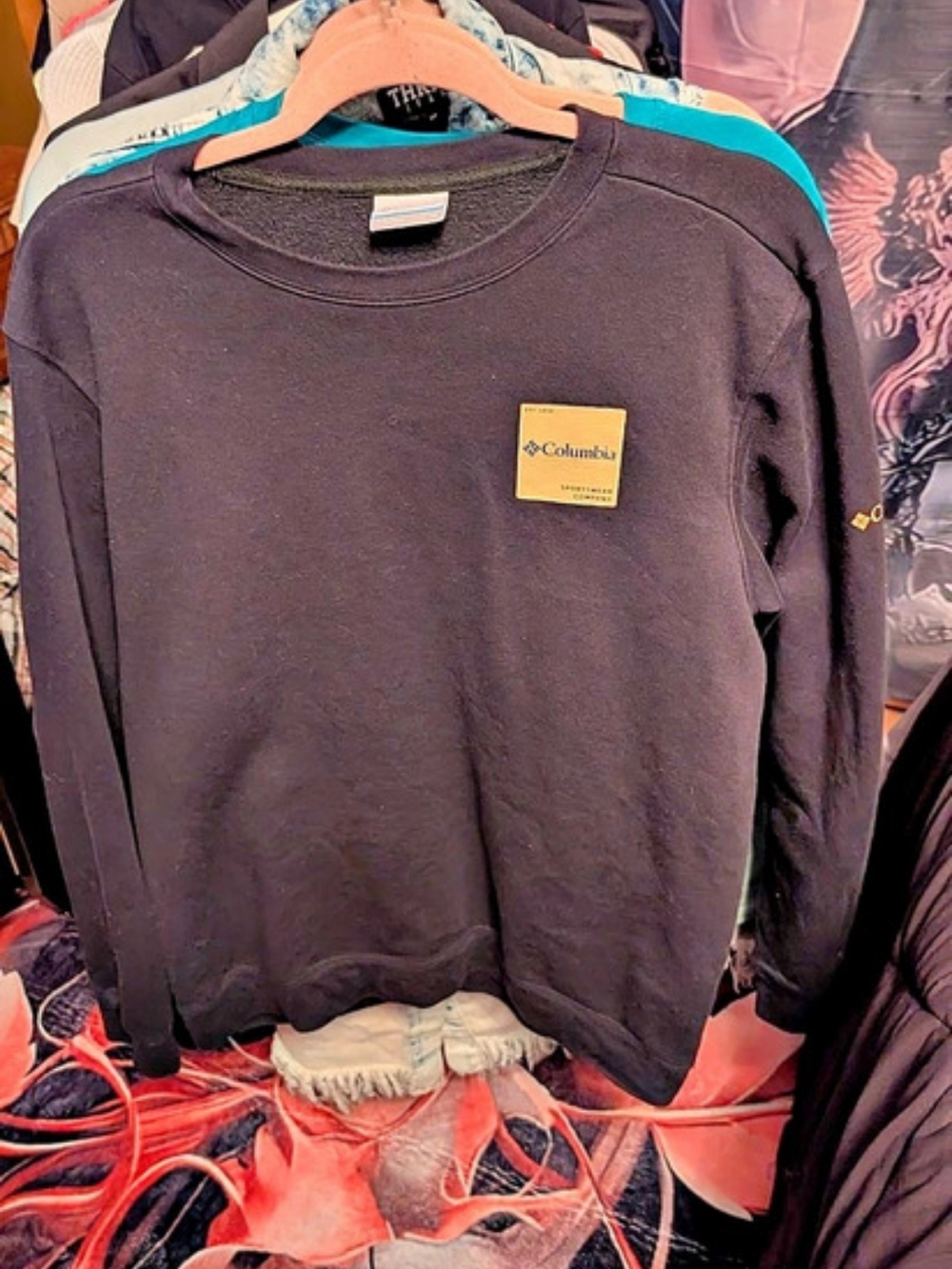 Columbia Black Crewneck Sweatshirt Size Medium Like New